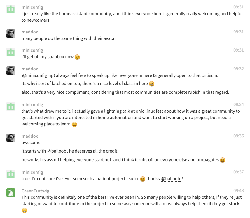 3 people chatting about how great the KS Assistant community is.
